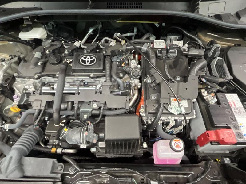 2025 Toyota Corolla Cross 6AA-ZVG16 (UW-6aacae74dd3d1)[4]