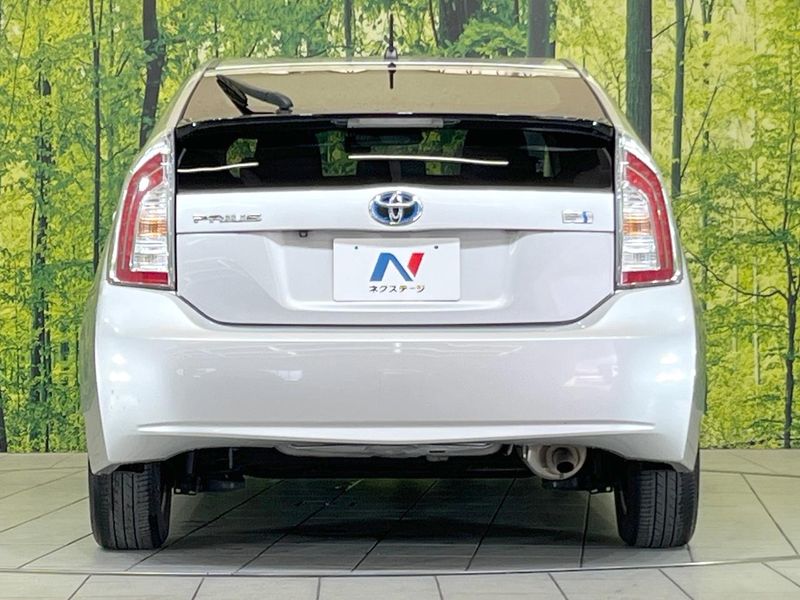2015 Toyota Prius DAA-ZVW30 (UW-6aacae75684bf)[9]