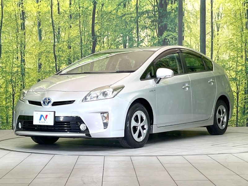 2015 Toyota Prius DAA-ZVW30 (UW-6aacae75684bf)[4]