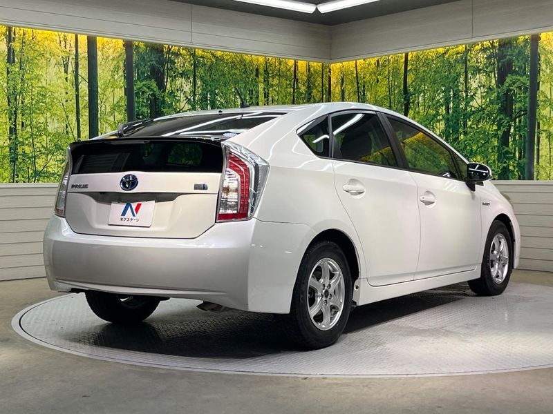 2013 Toyota Prius DAA-ZVW30 (UW-6aacae775faad)[17]