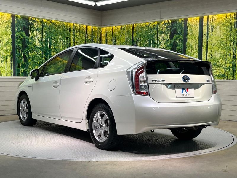 2013 Toyota Prius DAA-ZVW30 (UW-6aacae775faad)[19]