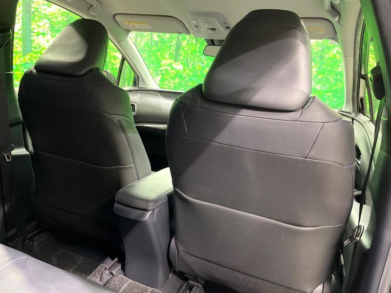 2017 Toyota Prius DAA-ZVW50 (UW-6aacae805e97a)[18]