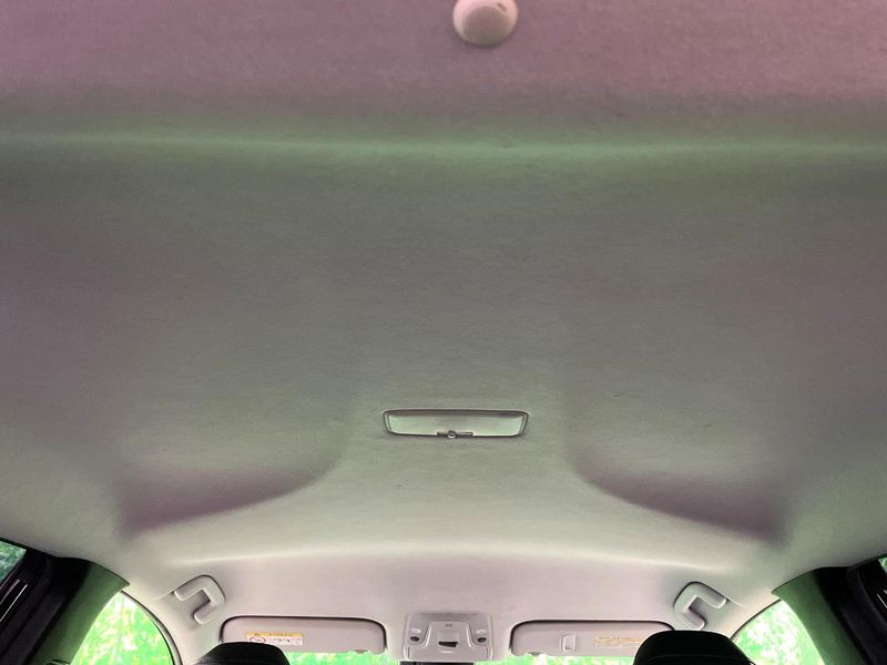 2017 Toyota Prius DAA-ZVW50 (UW-6aacae805e97a)[15]