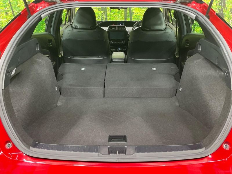 2019 Toyota Prius DAA-ZVW51 (UW-6aacae8583086)[22]