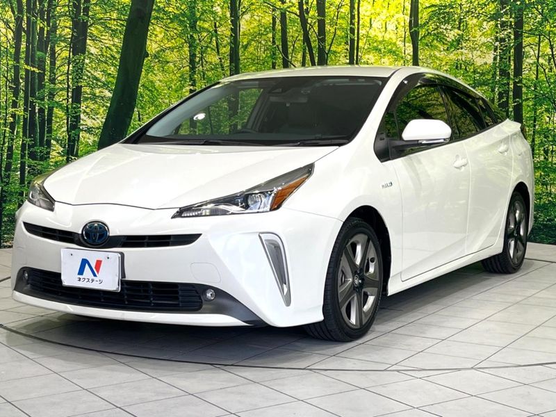 2020 Toyota Prius DAA-ZVW51 (UW-6aacae87b1f7d)[15]
