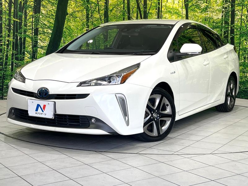 2020 Toyota Prius DAA-ZVW51 (UW-6aacae87b1f7d)[0]