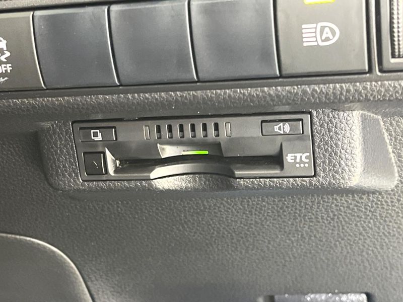 2019 Toyota Corolla Sport 6AA-ZWE211H (UW-6aacae91bf564)[29]