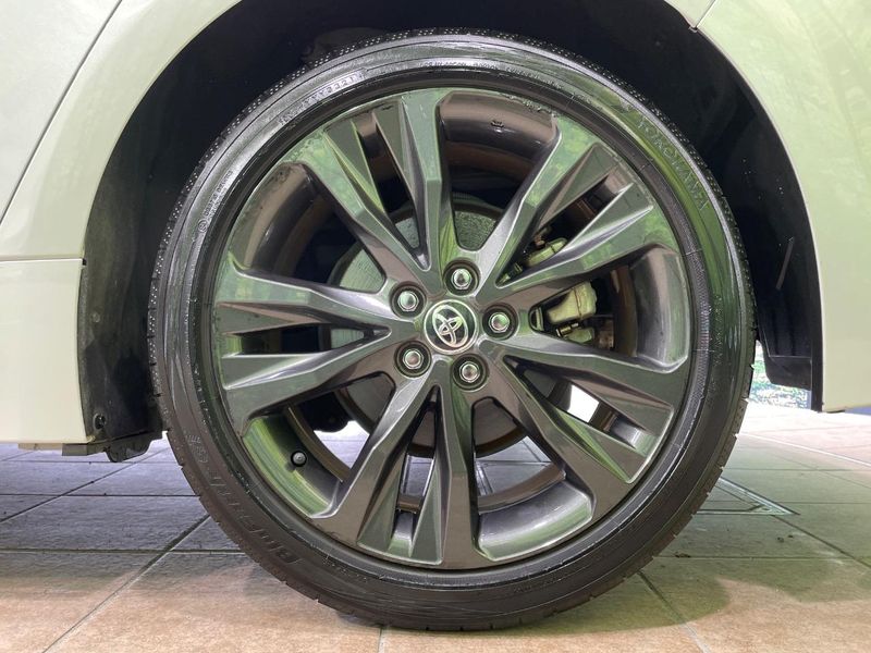 2021 Toyota Corolla Touring 6AA-ZWE211W (UW-6aacae937dea0)[17]