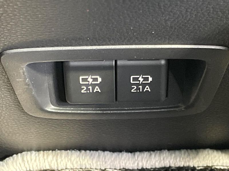 2021 Toyota Corolla Touring 6AA-ZWE211W (UW-6aacae937dea0)[27]