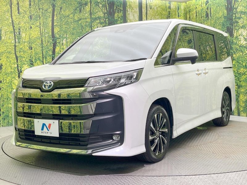 2023 Toyota Noah 6AA-ZWR90W (UW-6aacaea3a4d02)[8]