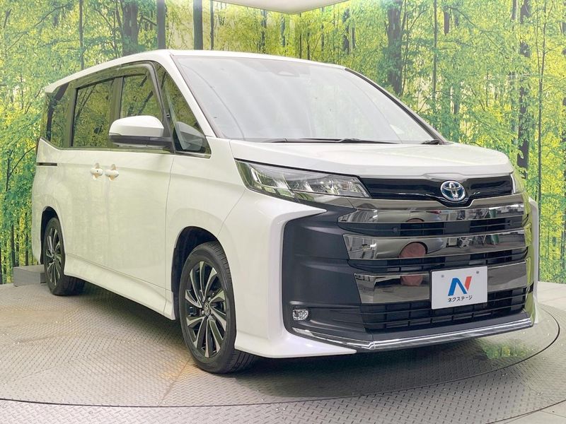 2023 Toyota Noah 6AA-ZWR90W (UW-6aacaea3a4d02)[10]