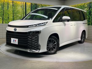 2022 Toyota Voxy 6AA-ZWR90W