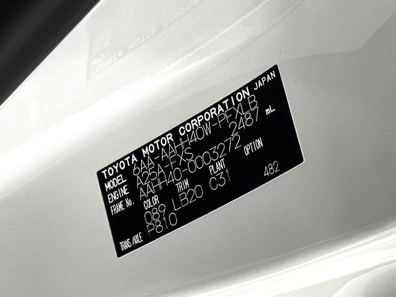 2023 Toyota Alphard Hybrid 6AA-AAHH40W (UW-6aadfb99b7186)[1]