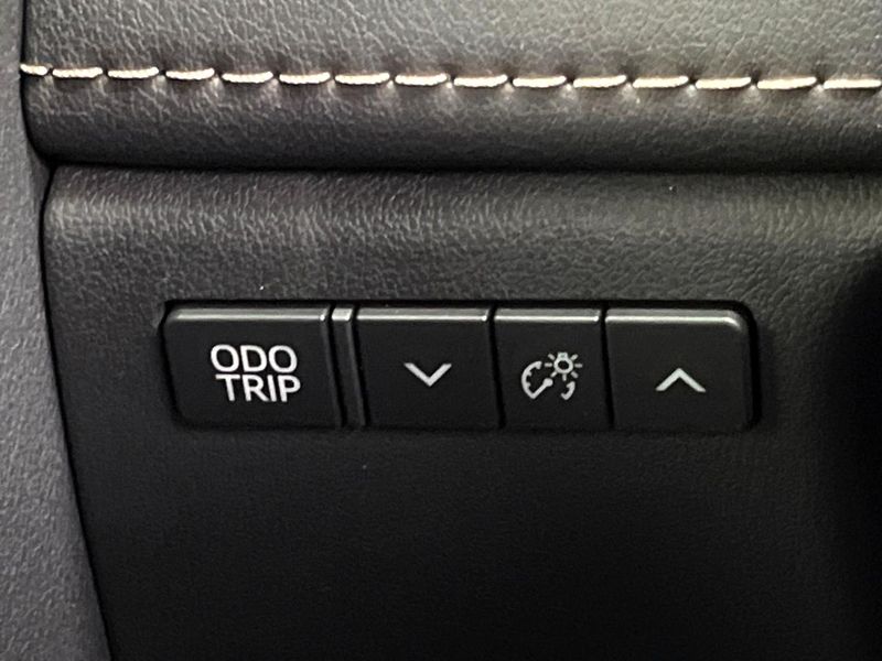 2023 Toyota Alphard Hybrid 6AA-AAHH40W (UW-6aadfb9b321c3)[17]