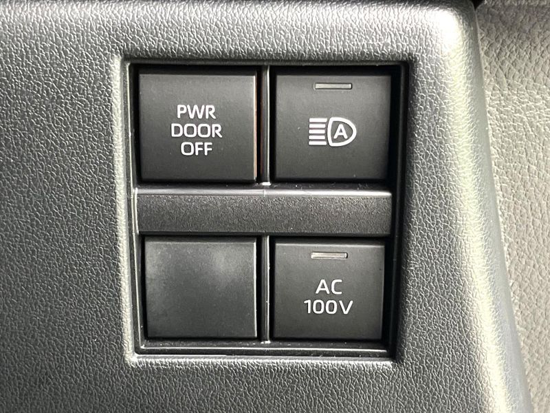 2023 Toyota Alphard Hybrid 6AA-AAHH40W (UW-6aadfb9b321c3)[11]