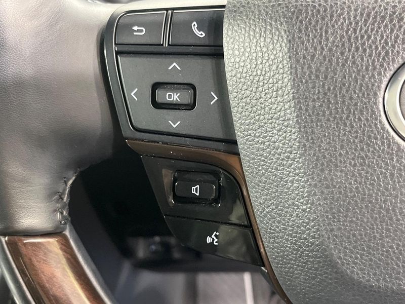 2023 Toyota Alphard Hybrid 6AA-AAHH40W (UW-6aadfb9e677b8)[16]