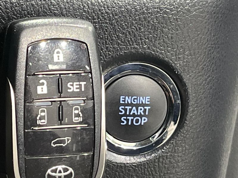 2023 Toyota Alphard 3BA-AGH30W (UW-6aadfbc147a1c)[20]