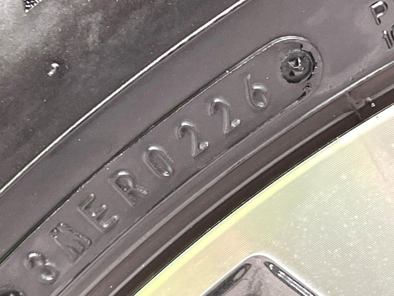 2026 Toyota RAV4 6AA-AXAN64 (UW-6aadfbe85978e)[18]
