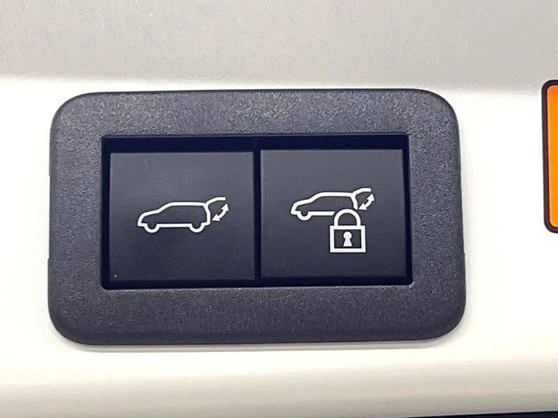 2026 Toyota RAV4 6AA-AXAN64 (UW-6aadfbe85978e)[27]