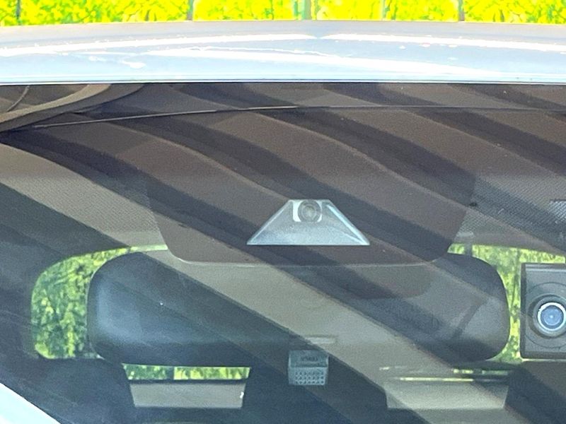 2021 Toyota Harrier Hybrid 6AA-AXUH80 (UW-6aadfbee63eee)[6]