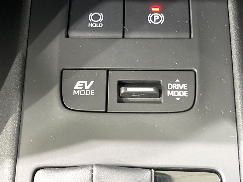 2024 Toyota Harrier Hybrid 6AA-AXUH80 (UW-6aadfbf5565fe)[24]