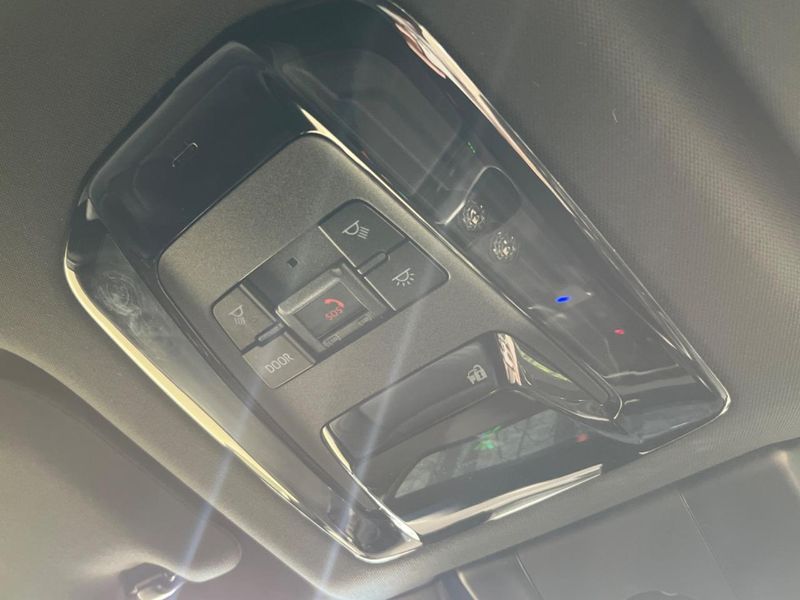 2021 Toyota Harrier Hybrid 6AA-AXUH85 (UW-6aadfbf9a637e)[26]