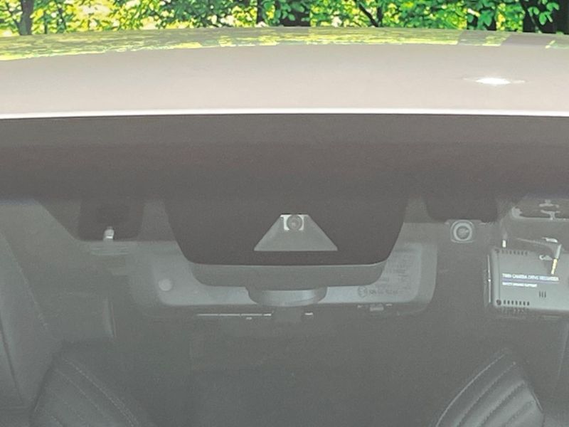 2021 Toyota Harrier Hybrid 6AA-AXUH85 (UW-6aadfbf9a637e)[17]