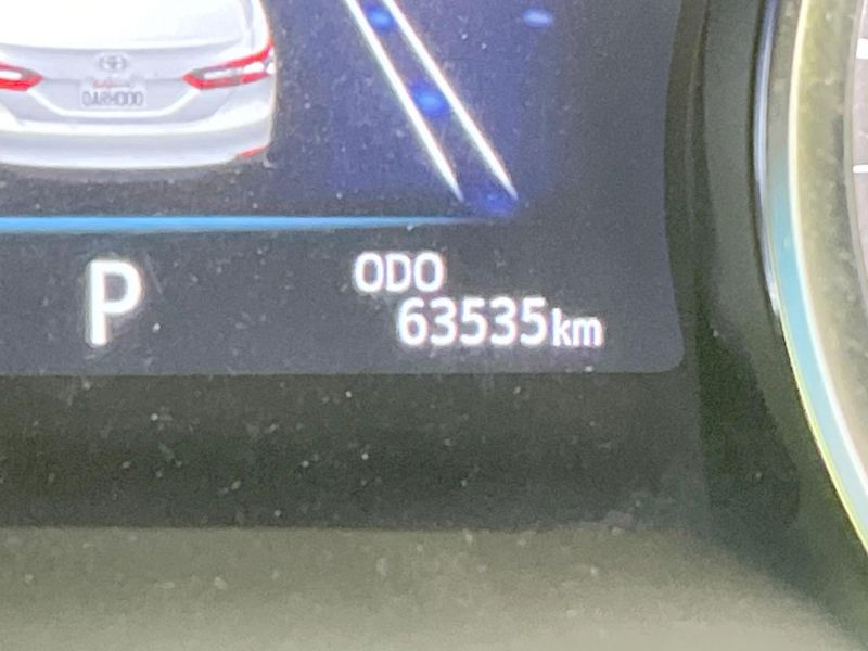 2017 Toyota Camry DAA-AXVH70 (UW-6aadfbfbc04c1)[2]