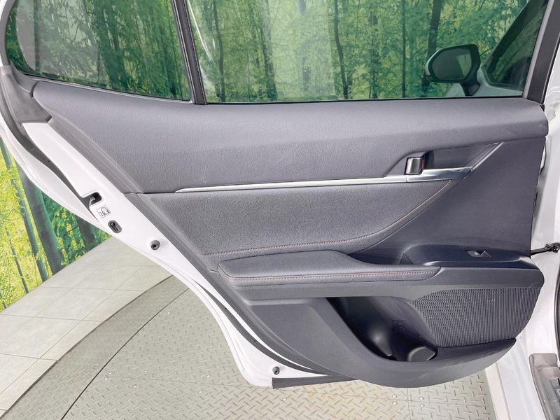 2017 Toyota Camry DAA-AXVH70 (UW-6aadfbfbc04c1)[28]