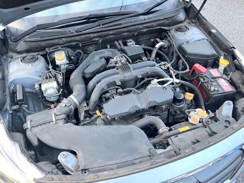 2015 Subaru Legacy B4 DBA-BN9 (UW-6aadfc4d223bd)[18]