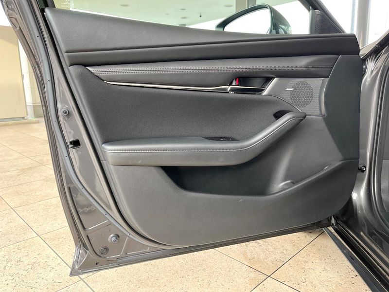 2019 Mazda MAZDA 3 Sedan 3DA-BP8P (UW-6aadfc4ebed41)[13]