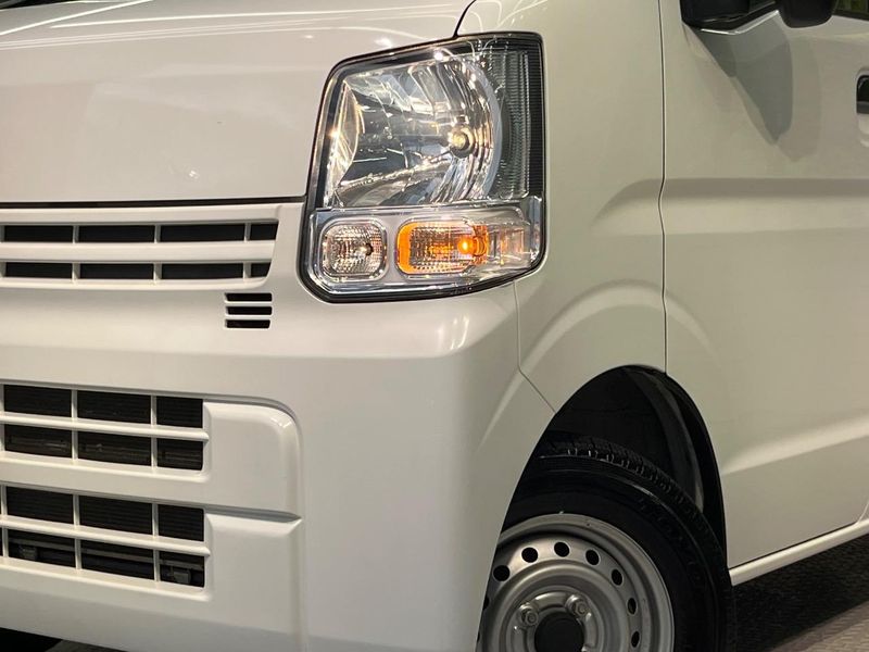 2022 Nissan NV100 Clipper Van 5BD-DR17V (UW-6aadfc79dab29)[14]