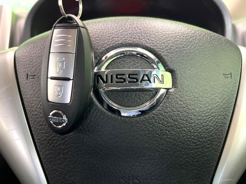 2015 Nissan Note DBA-E12 (UW-6aadfc803a9b1)[29]