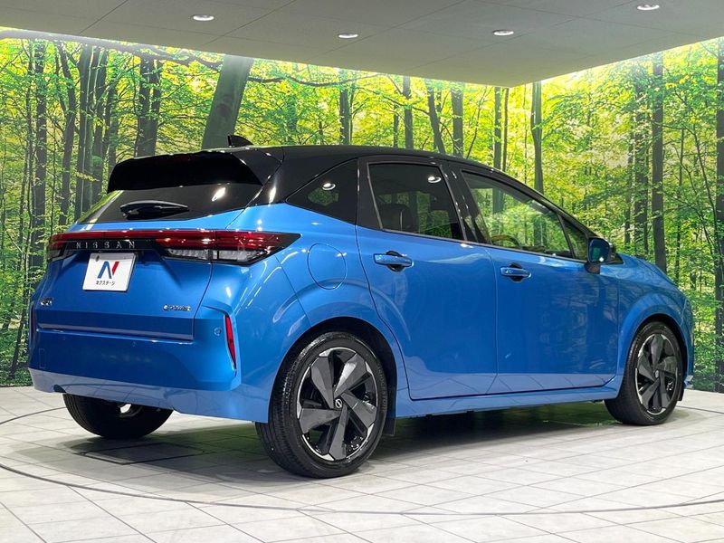 2022 Nissan Aura 6AA-FE13 (UW-6aadfc8d4e528)[9]