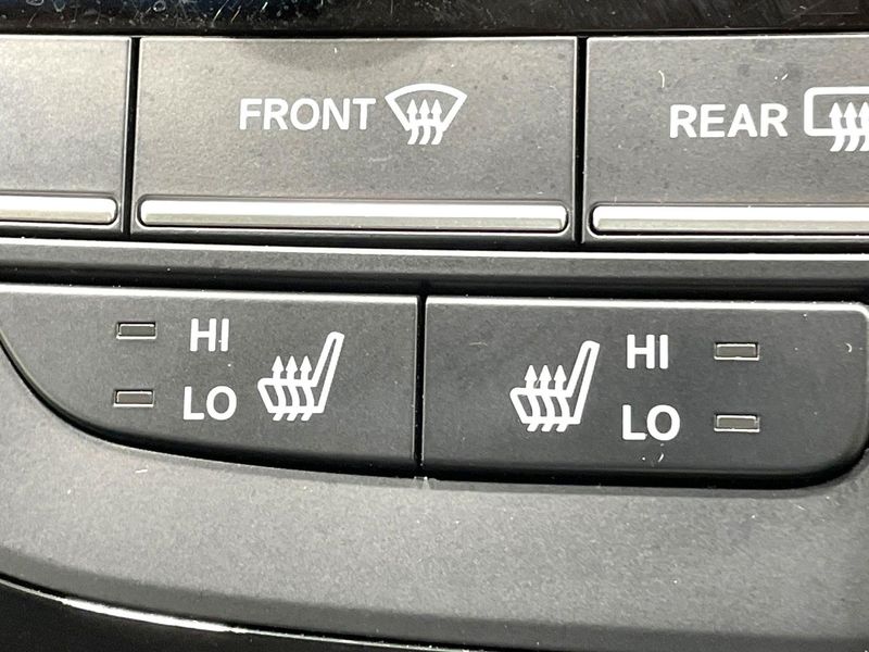 2022 Honda Freed hybrid 6AA-GB7 (UW-6aadfca0edf38)[25]