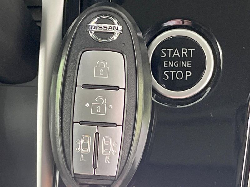 2018 Nissan Serena DAA-GFC27 (UW-6aadfcb412a64)[18]