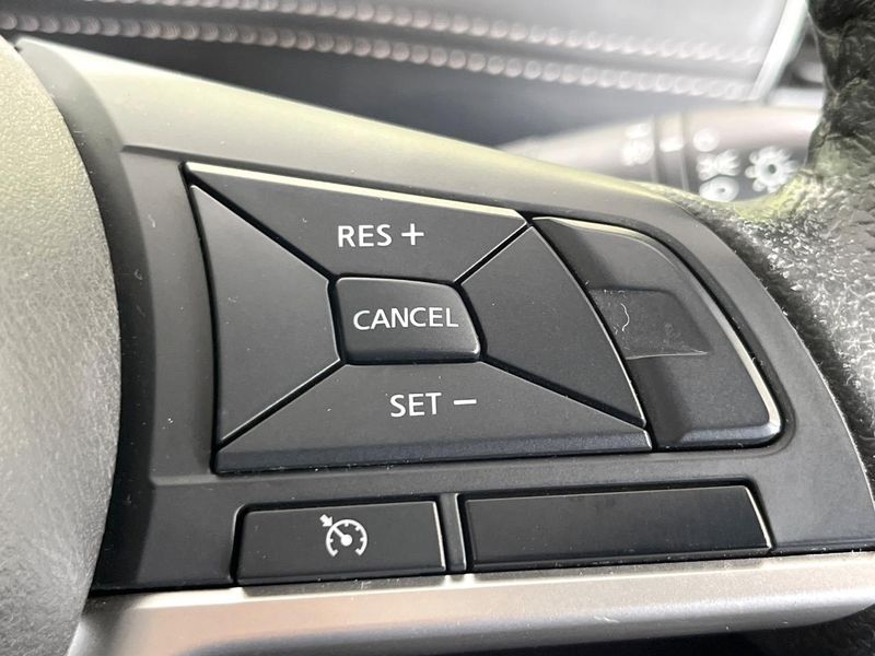 2017 Nissan Serena DAA-GFNC27 (UW-6aadfcbf4c914)[29]