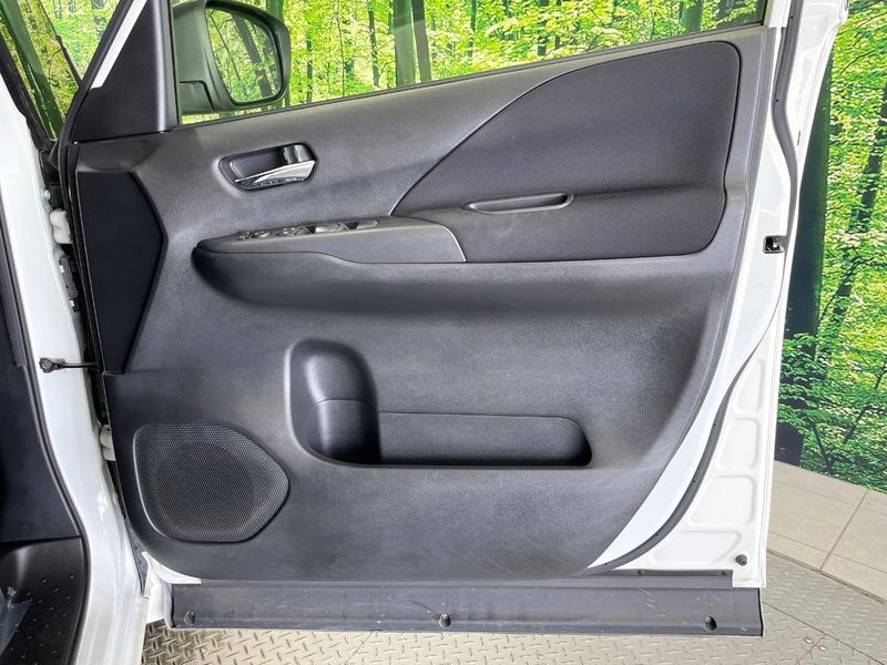 2017 Nissan Serena DAA-GFNC27 (UW-6aadfcbf4c914)[14]