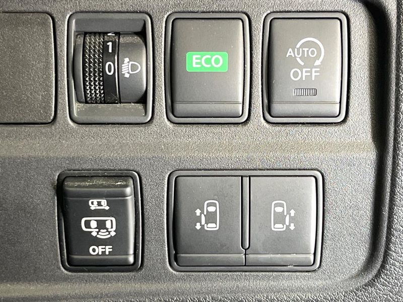 2017 Nissan Serena DAA-GFNC27 (UW-6aadfcbf4c914)[16]