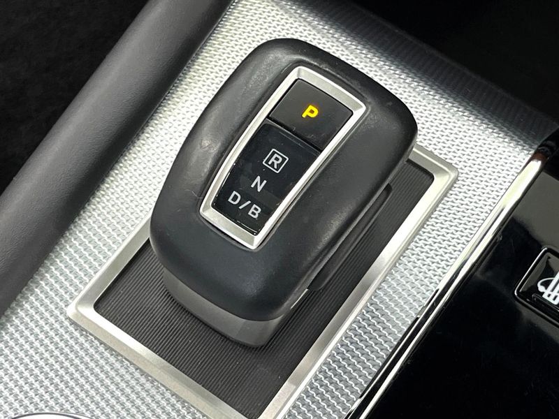 2022 Mitsubishi OUTLANDER PHEV 5LA-GN0W (UW-6aadfcc688e74)[19]