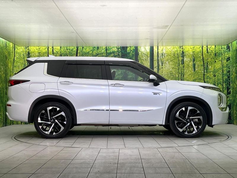 2022 Mitsubishi OUTLANDER PHEV 5LA-GN0W (UW-6aadfcc877133)[18]