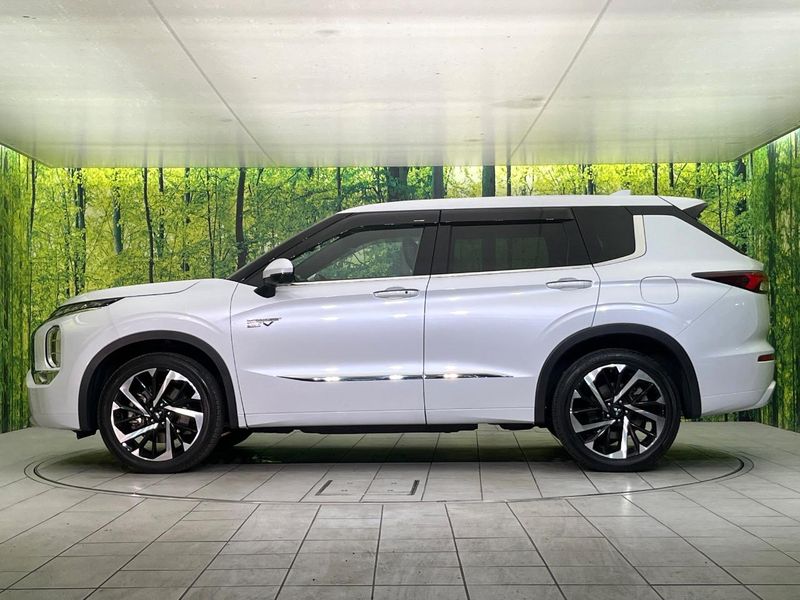 2022 Mitsubishi OUTLANDER PHEV 5LA-GN0W (UW-6aadfcc877133)[14]