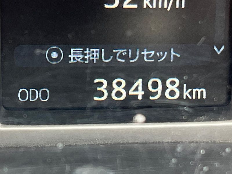 2022 Toyota Hilux 3DF-GUN125 (UW-6aadfce86fef4)[2]