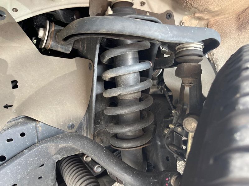 2022 Toyota Hilux 3DF-GUN125 (UW-6aadfce86fef4)[29]