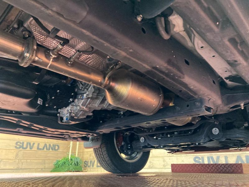 2023 Toyota Hilux 3DF-GUN125 (UW-6aadfce970121)[24]