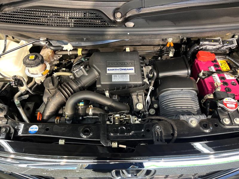 2020 Honda N-BOX CUSTOM 6BA-JF3 (UW-6aadfd5200f3d)[18]