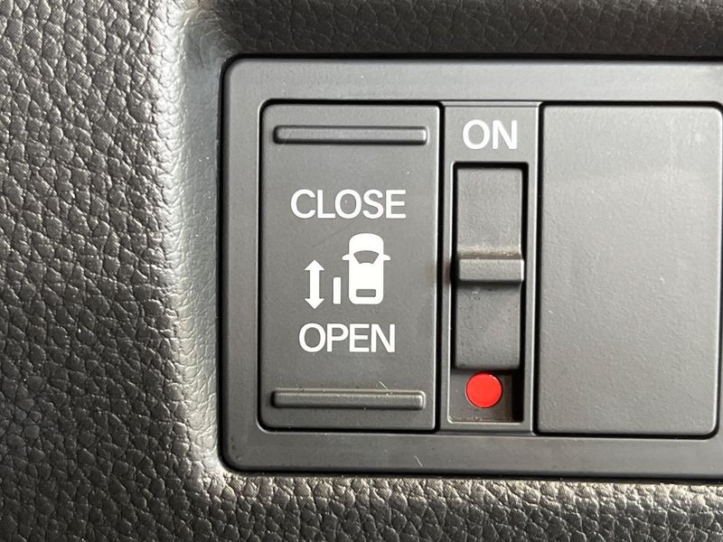2022 Honda N-BOX CUSTOM 6BA-JF3 (UW-6aadfd5dd5366)[24]