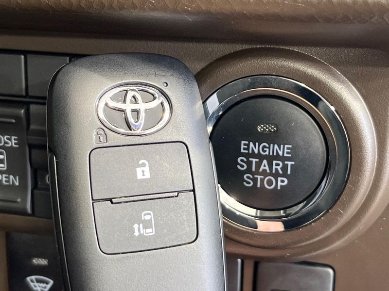 2024 Toyota Roomy 5BA-M910A (UW-6aadfe2609442)[16]