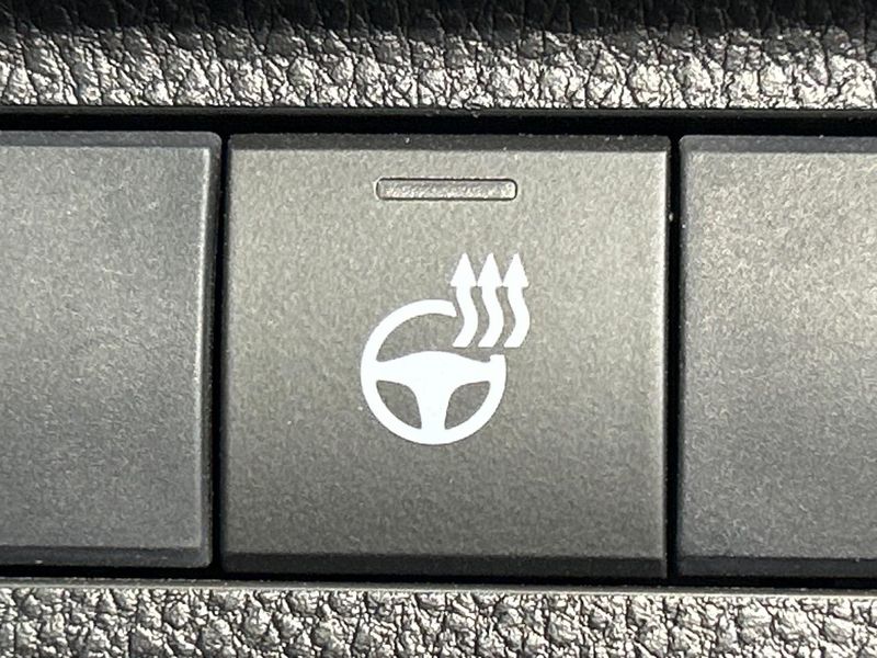 2019 Toyota RAV4 6BA-MXAA54 (UW-6aadfe9fb4d43)[21]