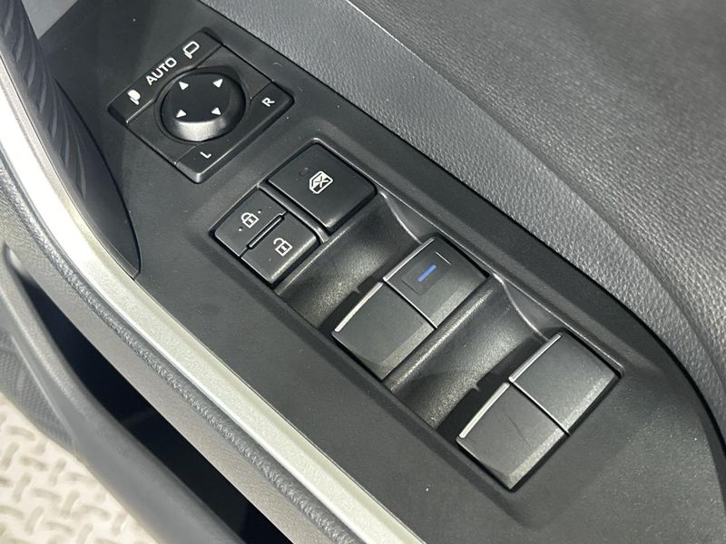 2019 Toyota RAV4 6BA-MXAA54 (UW-6aadfe9fb4d43)[17]